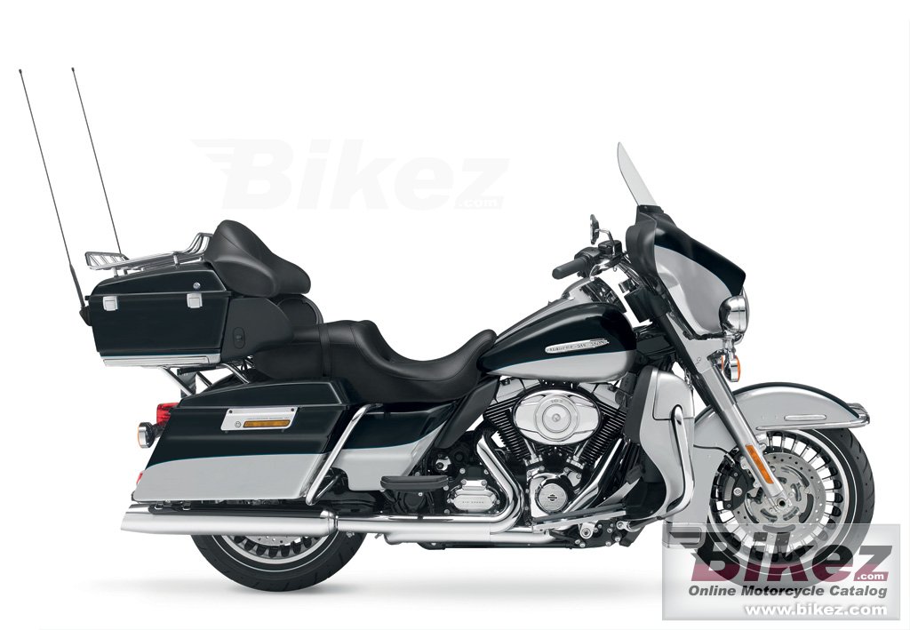 Big Harley-Davidson flhtk electra glide ultra limited picture and wallpaper from Bikez.com